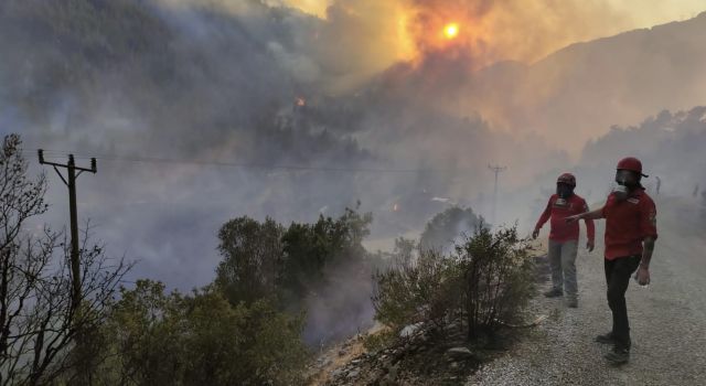 Akut Alanya zor şartlara rağmen Gündoğmuş ve Manavgat’ta vatandaşın yanında