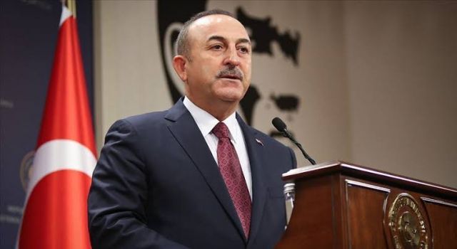 Bakan Çavuşoğlu Gündoğmuş’a uçak isteyen Muhittin Böcek’e tepki gösterdi