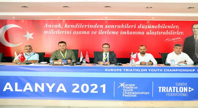 30.Alanya Triathlon’u basın toplantısı yapıldı