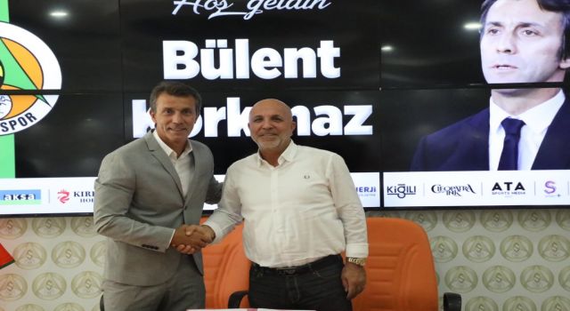 Bülent Korkmaz imzayı attı