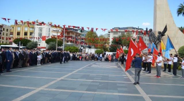 Alanya Gazi Mustafa Kemal Atatürk’ü andı