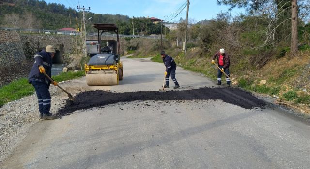 ALANYA KIRSALI’NDA YOL BAKIM ONARIM ÇALIŞMALARI SÜRÜYOR