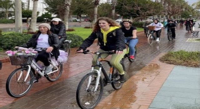 ALANYA’DA PEDALLAR DÜNYA KADINLAR GÜNÜ İÇİN DÖNDÜ