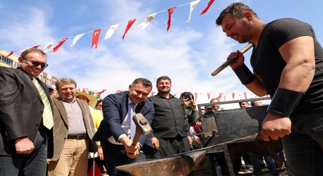 TÜRK’ÜN BAYRAMI NEVRUZ ALANYA’DA COŞKUYLA KUTLANDI