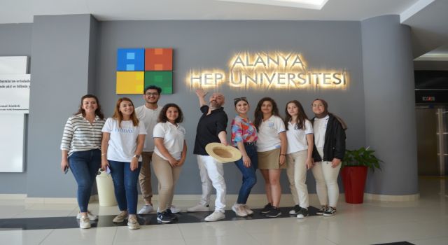 CEYHUN YILMAZ ALANYA HEP’TE ÖĞRENCİLERLE BULUŞTU