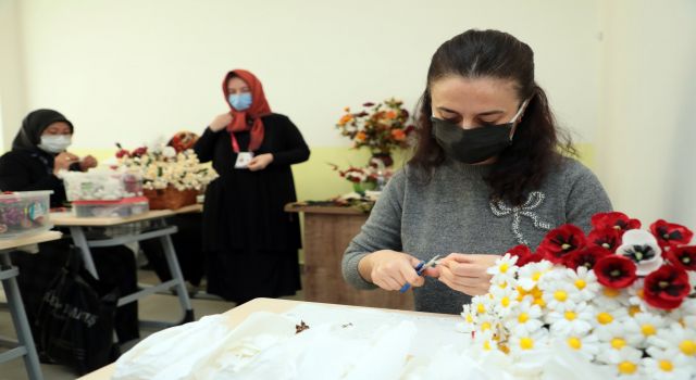 ALANYA BELEDİYESİ YAZ DÖNEMİ EL SANATLARI KURSLARI BAŞLADI