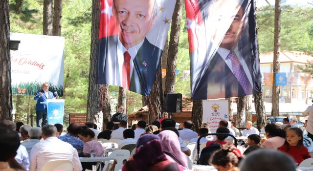 BAKAN ÇAVUŞOĞLU ALANYA’DA AK PARTİLİLERLE BULUŞTU