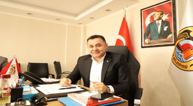 BAŞKAN YÜCEL’DEN YENİ YIL MESAJI: REKOR KIRAN BÜTÇEMİZ İLE 2023 YILINDA DA HİZMET VE PROJELERE ARA VERMEDEN DEVAM EDECEĞİZ