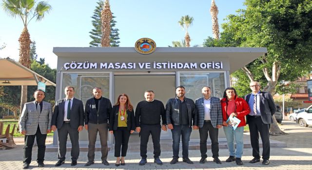 ALANYA BELEDİYESİ ÇÖZÜM MASASI VE İSTİHDAM OFİSİ MAHMUTLAR’DA HİZMETE GİRDİ