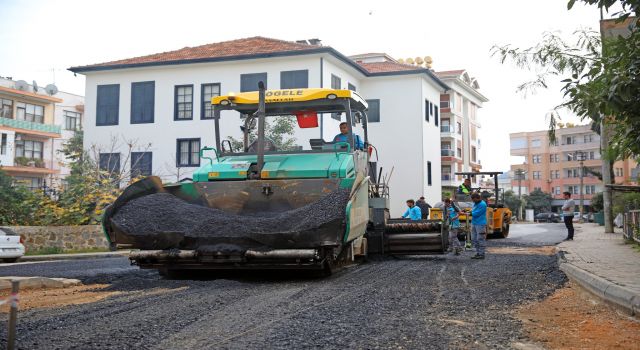 ASFALT YENİLEME ÇALIŞMALARI KADIPAŞA MAHALLESİ’NDE DEVAM EDİYOR