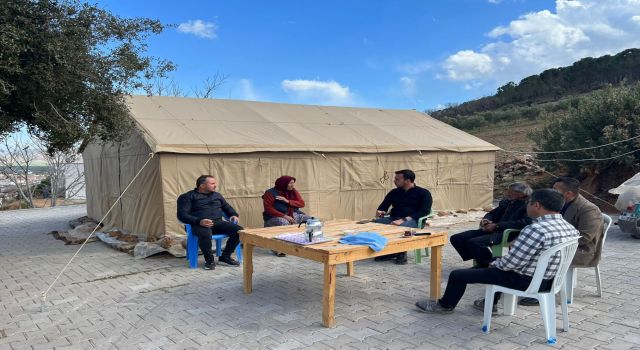 BAŞKAN TOKLU’DAN DEPREM BÖLGESİNE ANLAMLI ZİYARET