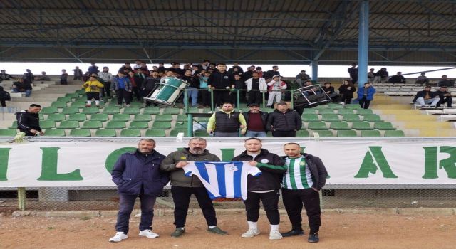 EREĞLİSPOR TARAFTARLARINDAN KESTESPORLU FUTBOLCULARA GEÇMİŞ OLSUN MESAJI