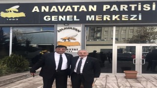 ANAP İLÇE BAŞKANI MURAT KURT GENEL BAŞKANLARINI ZİYARET ETTİ