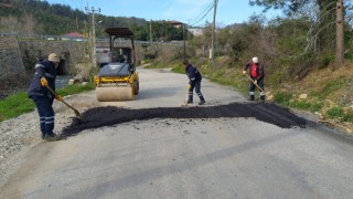 ALANYA KIRSALI’NDA YOL BAKIM ONARIM ÇALIŞMALARI SÜRÜYOR