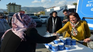 BÜYÜKŞEHİR’DEN BERAT KANDİLİ’NDE LOKMA VE HELVA İKRAMI