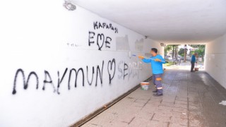 ALANYA’DA ALT GEÇİTLERDE TEMİZLİK VE BOYA ÇALIŞMASI