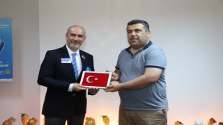 ALANYA BELEDİYESİ VE ROTARY KULÜBÜ ORTAK PROJE İLE GÖRME ENGELLİ BİREYLERE AKILLI BASTON DAĞITTI