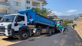 MERKEZDE SICAK ASFALT ATAĞI DEVAM EDİYOR