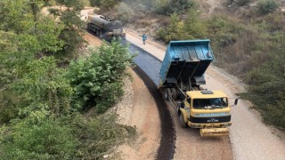 ALANYA BELEDİYESİ'NİN KIRSAL MAHALLELERDEKİ ASFALT ÇALIŞMALARI SÜRÜYOR