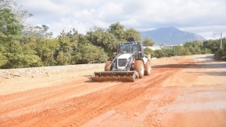 OBA’DA ASFALT ÇALIŞMALARI DEVAM EDİYOR